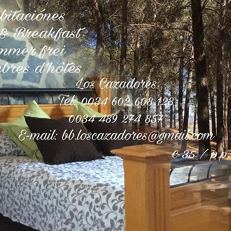 Los Cazadores Bed & Breakfast El Gastor Luaran gambar
